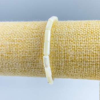 Браслет от цилиндричен бял перламутър, диаметър 4,5×10 мм, дължина 18 см (еластичен)