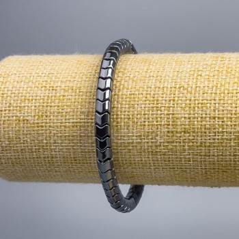 Браслет от хематит «Зигзаг», диаметър 5×6 мм, дължина 18 см (еластичен)