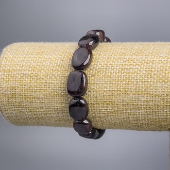 Гривна от гранат галтови мъниста, диаметър 11x15 мм, дължина 18 см, еластична