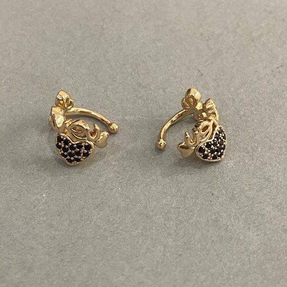 Каф Xuping позлата 18K черни кристали Love 10×8 мм +
