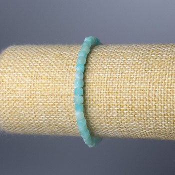 Гривна амазонит естествен камък гранен куб, диаметър около 4 мм, дължина 18 см (еластична)