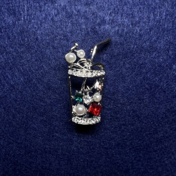 Брошка „Коктейл“ разноцветни кристали и мъниста, сребрист метал 15×35 мм