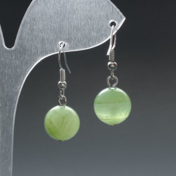 Обеците „Оникс“ (изкуствен акрил) гладко топче, диаметър около 12 мм, дължина около 33 мм