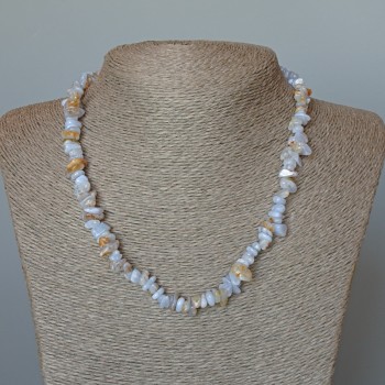 Огърлица от син агат (син халцедон, сапфирин) естествени камъчета, диаметър 9×3 мм, дължина 47 см +/-