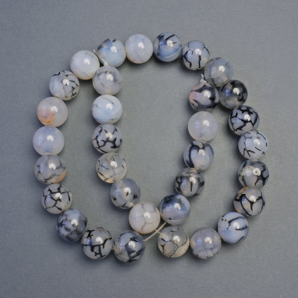 Агатовите мъниста „Вени на дракона“ с гладка повърхност, диаметър 12 мм, дължина 39 см, на конец