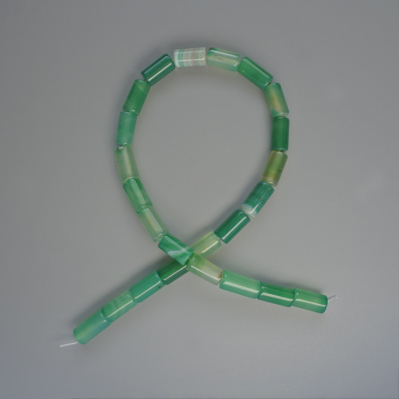 Намистини Агат салатовий натуральний камінь циліндр, діаметр 8х16мм+-, довжина 38см + - на волосіні