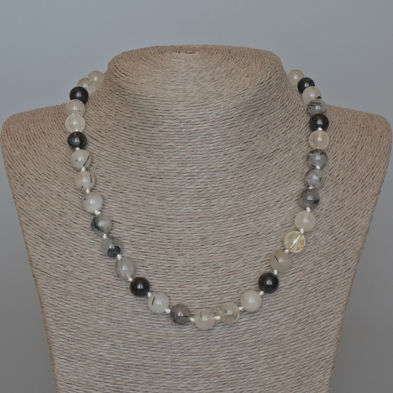 Ожерелие от рутилий кварц вълнист, натурален камък, гладка мъниста, диаметър около 10 мм, дължина 49 см