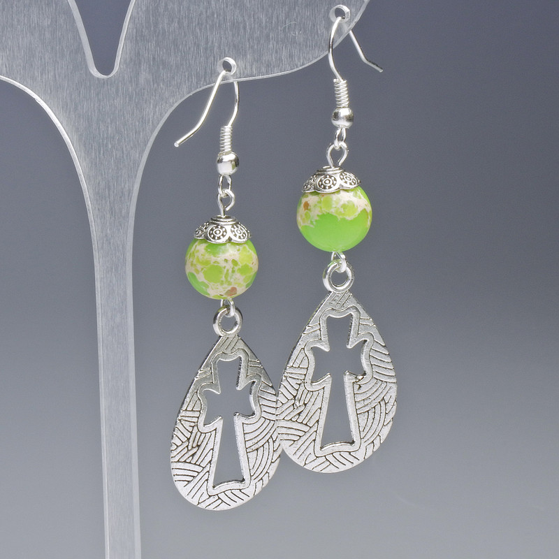 Обички варисцит със салатов цвят, гладка топка, диаметър 10 мм, 19,5×31 мм ±, дължина 63 мм ± с метални вложки