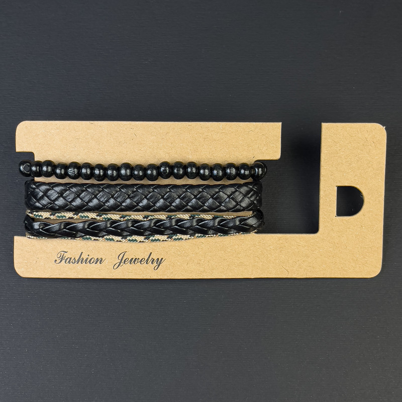 Тройна гривна от еко кожа с регулиране, дължина 18–24 см ±, мъниста 6 мм ±, дължина около 18 см на еластична лента