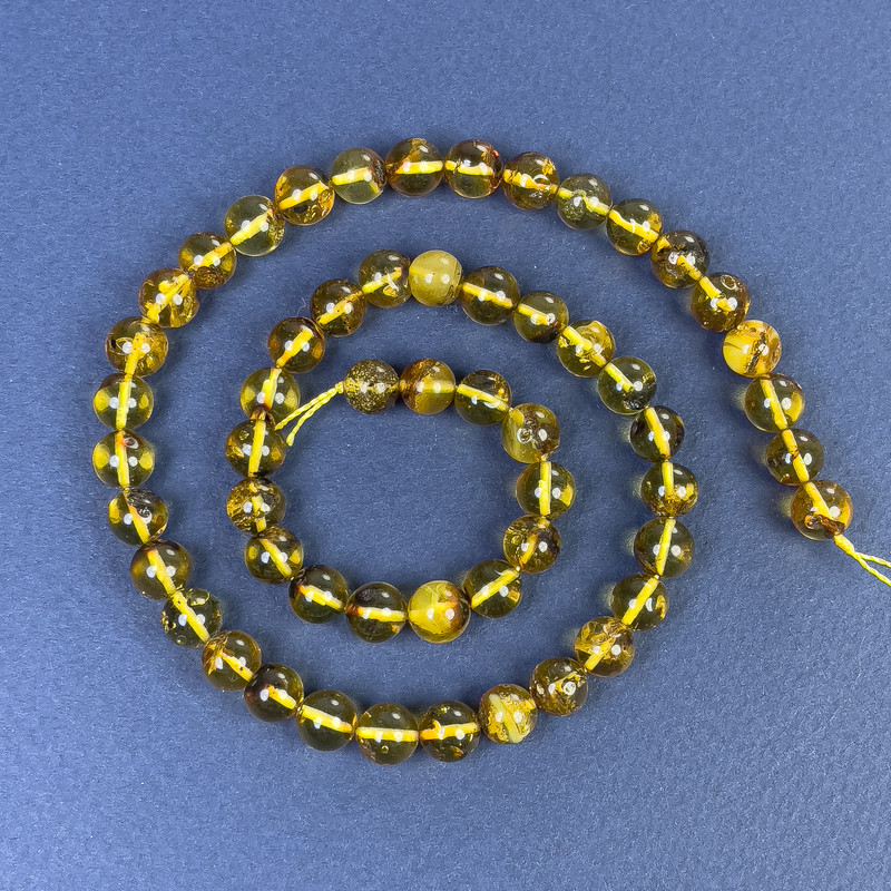 Янтарни мънисти, гладка топка 8 мм ± на конец, дължина 39 см ±