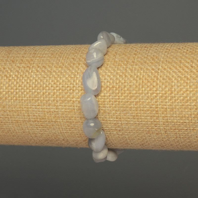 Браслет ахат син фасетиран, диаметър 8–10×8 мм, дължина около 18 см, еластичен