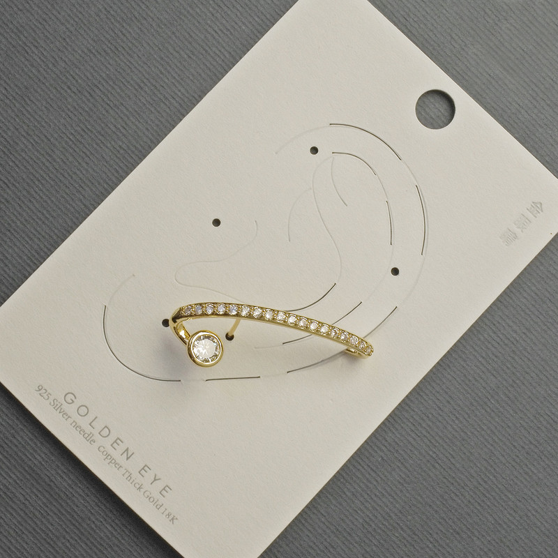 Обичка-каф за ухото с златист метал 12×32 мм ± бели кристали