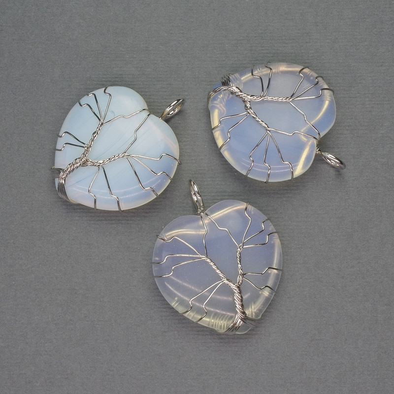 Кулон Серце Місячний камінь в сріблястому обплетенні, діаметр 30х30мм+-, довжина 37мм+