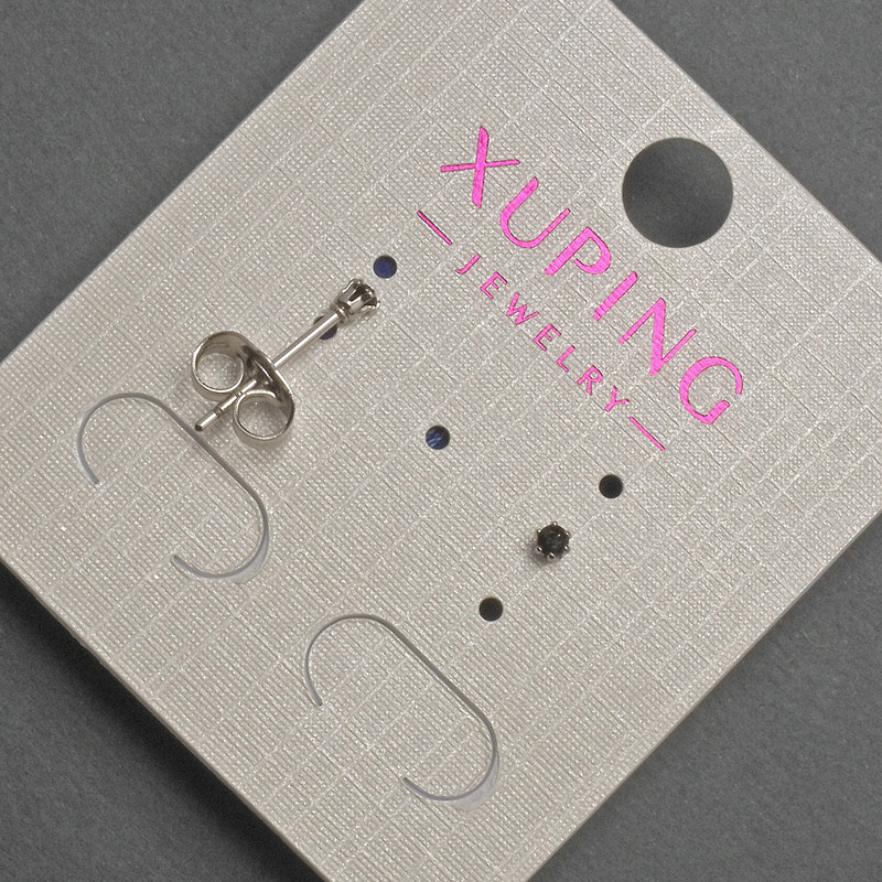 Обeци-пусети с черен кристал Xuping, диаметър около 2 мм, родиево покритие