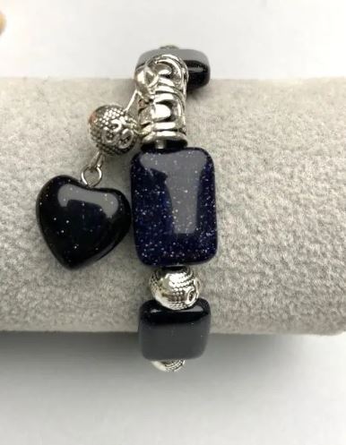 Браслет авантюрин «Нощ Каира» правоъгълни камъни 18×13 мм ± с метални вложки, дължина 18 см ± еластична лента