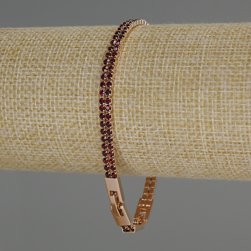Гривна Xuping позлатяване 18K с червени кристали, дебелина около 4,5 мм, дължина 17–19 см