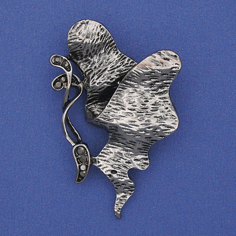 Брошка Акцент сиви кристали сребрист метал 50×30 мм+