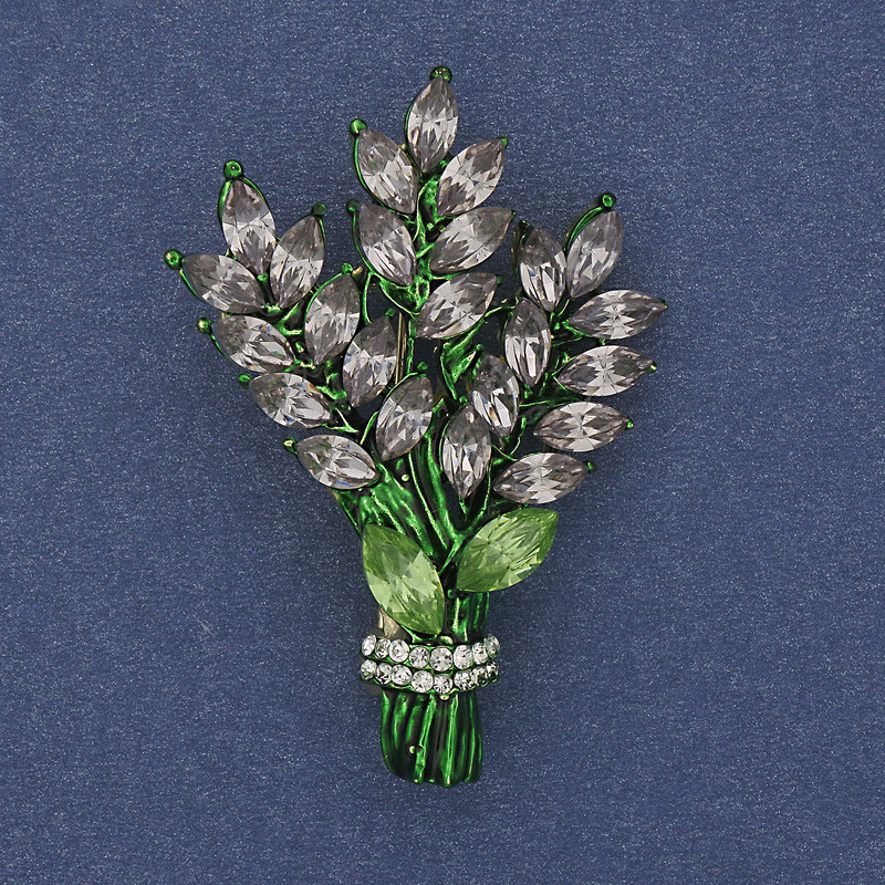 Брошка «Клонче» с бледо-лилави и бели кристали, златист метал 43×29 мм +