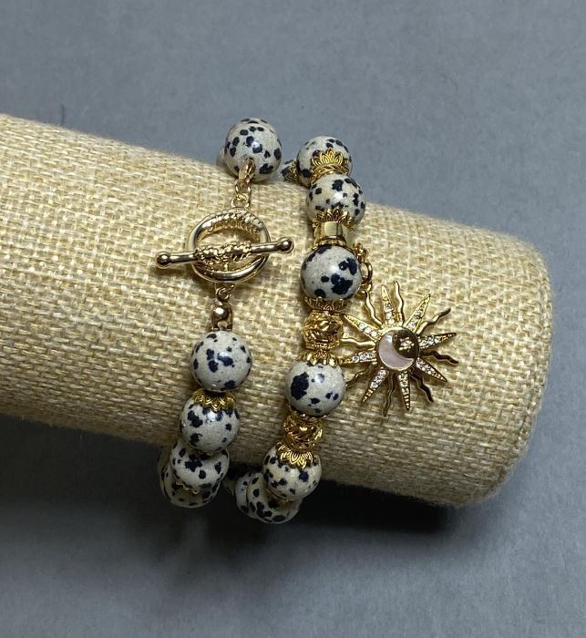 Комплект гривни от далматинова яшма, мъниста 10 мм, дължина около 20 см