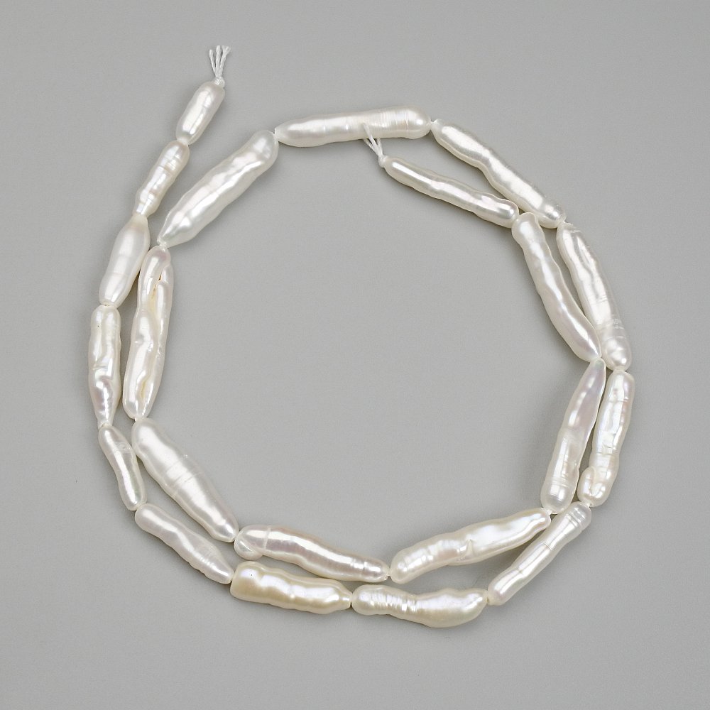 Барокови мъниста с оттенък бензин 22-21, 5×4–5 мм, дължина около 39 см