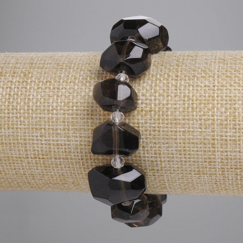 Браслет от раухтопаз с многостенни късчета, диаметър 12–18×10–13 мм ± бисер 5 мм ±, дължина 18 см ± еластична основа