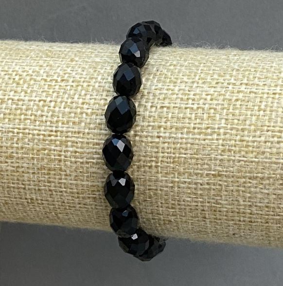 Браслет Агат (на брой) от чешко стъкло, гранени зърна, имитиращ агат, диаметър около 9,5×8 мм, дължина около 18 см, еластична основа