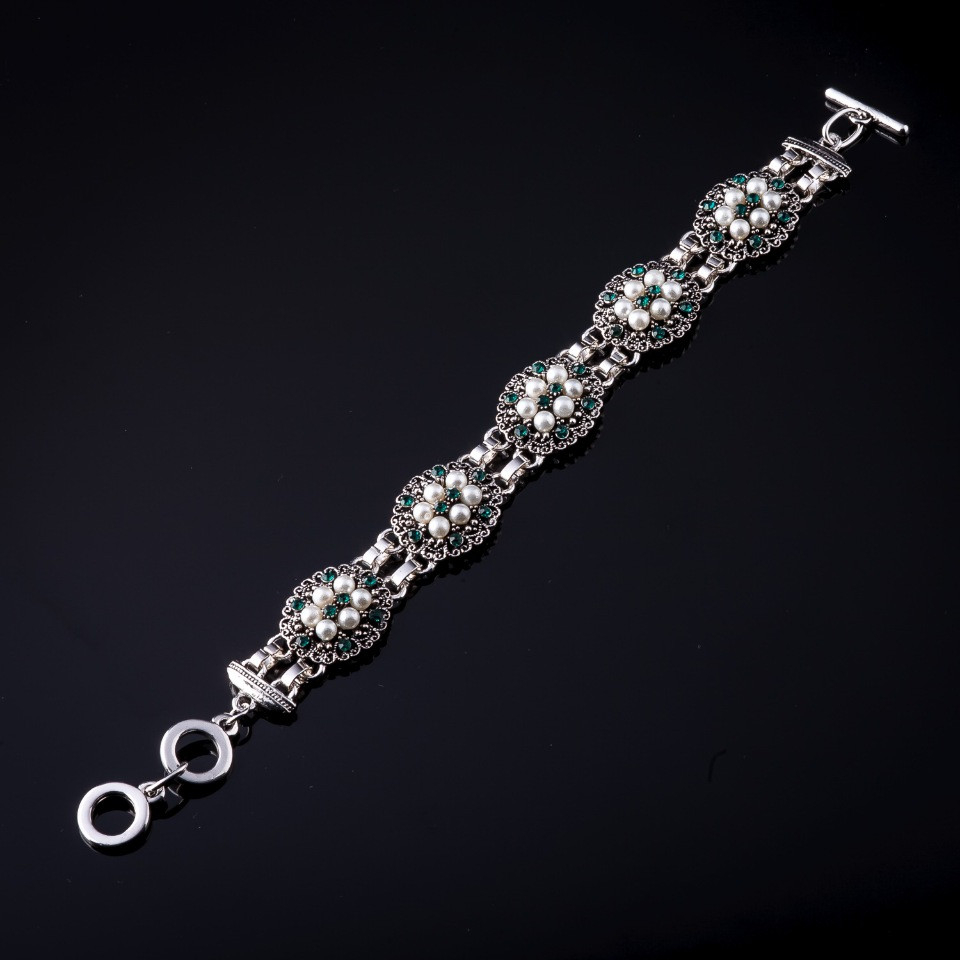 Браслет Лиза със зелено стъкло 22 см