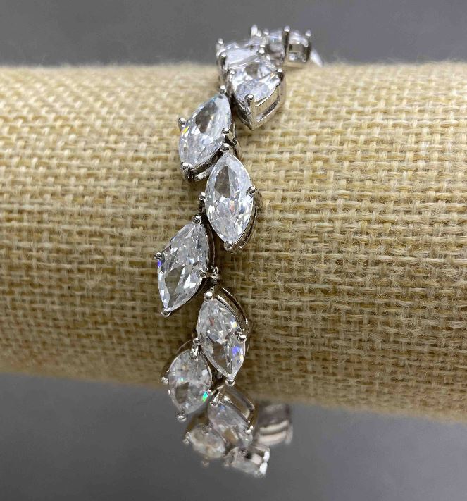 Браслет тм «Богеміан» Колосок Маркиз, диаметър 8×13 мм (богемски кристал, произход: Корея), дължина 18 см