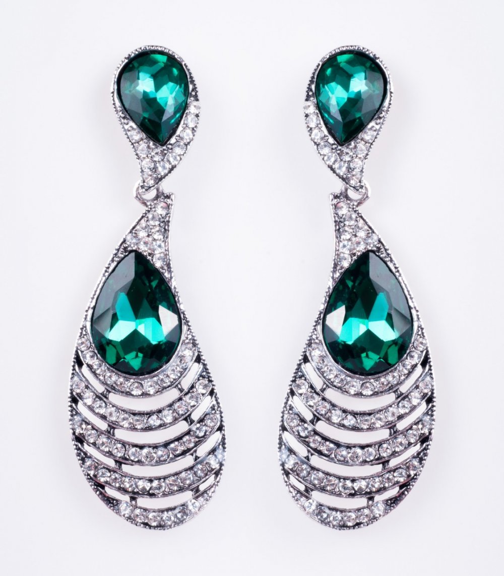 Обеци с кристали «люстри» «шанделери» «пера»