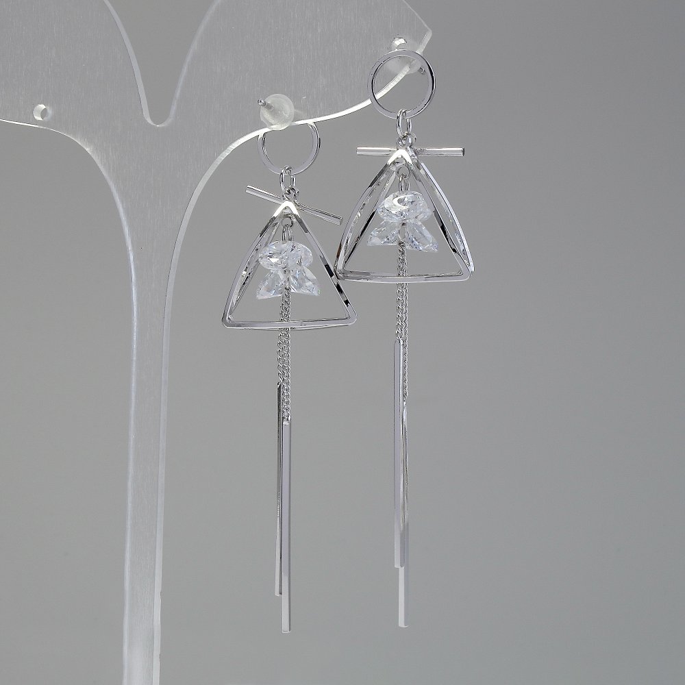 Обици „Итаоляо“ Пирамиди с кристали, диаметър 20 мм, дължина 55 мм, цвят: сребрист