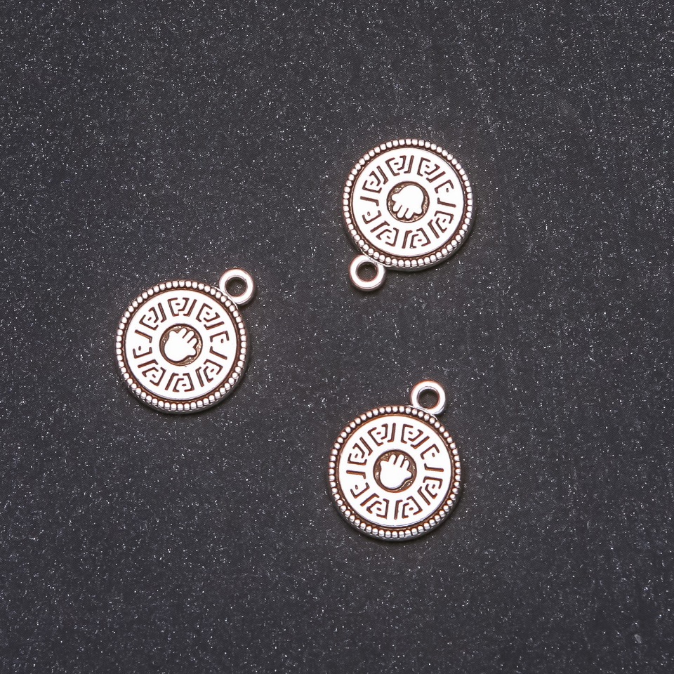 Висулка Монета с длан 15х18мм, фасовка 20 г + -9 бр