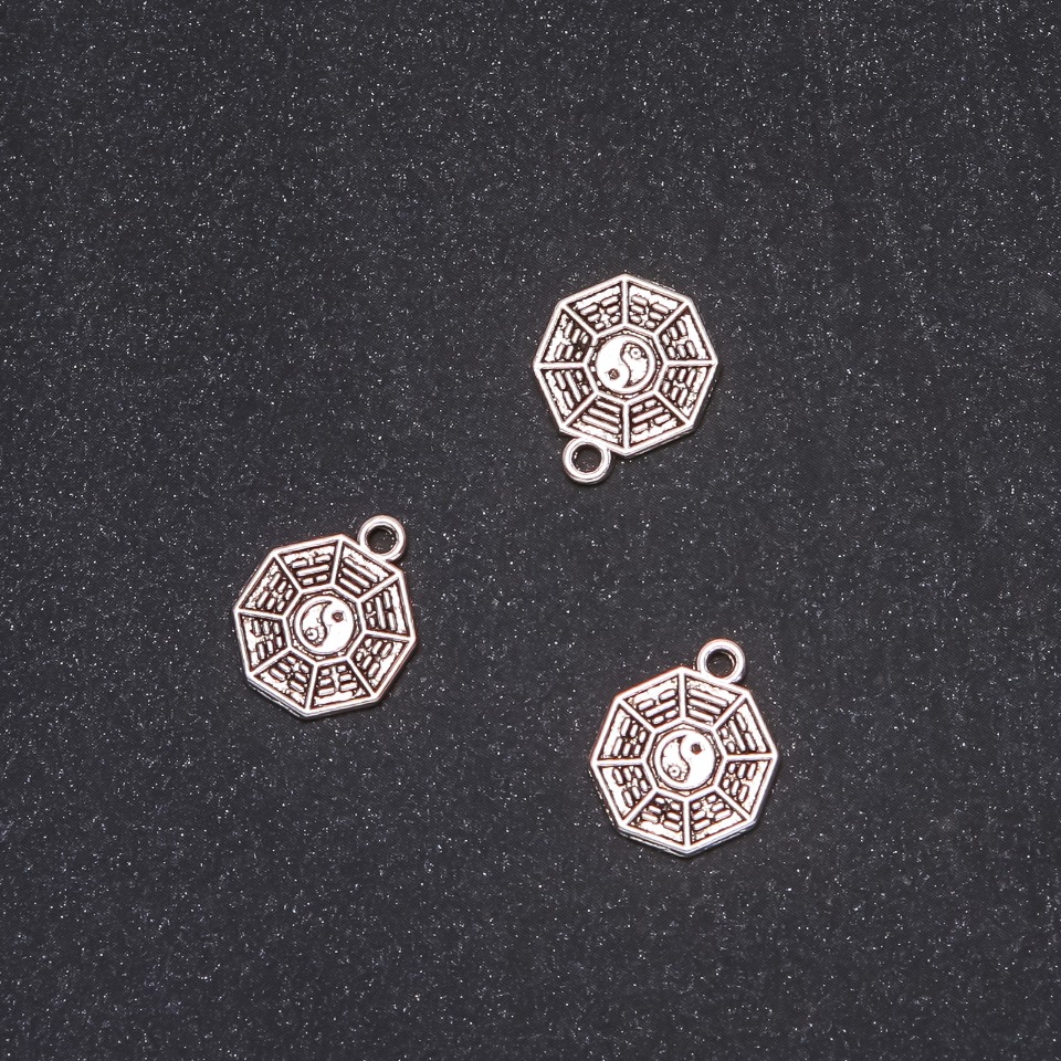 Фурнитура — висулка «Книга на промените Иньян» 12×15 мм, фасовка 20 г ±26 бр.