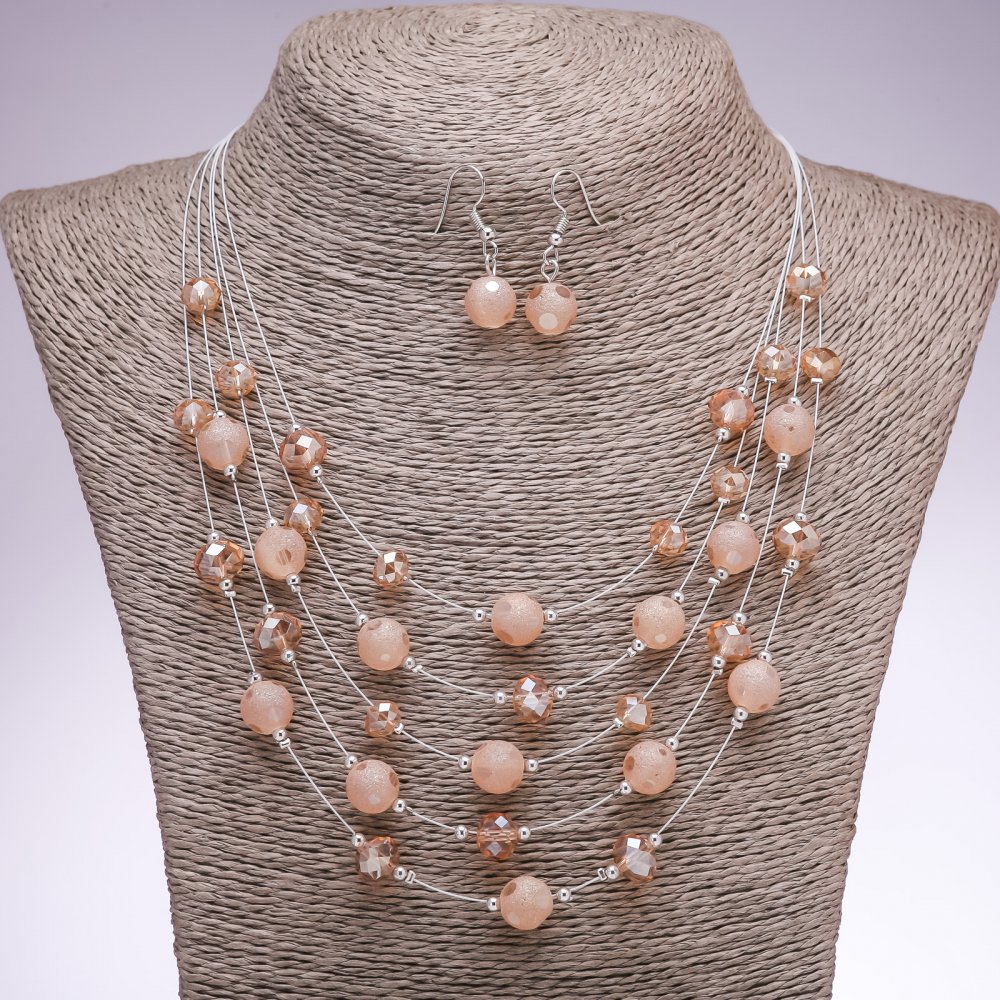 Комплект обеци и огърлица със звезден прах «По струните на душата» мънисти «шампан», диаметър 5–10 мм, дължина 45–50 см