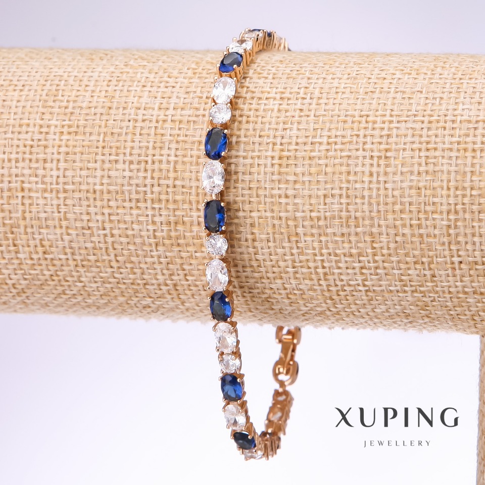 Гривна Xuping с бели и сини камъни, дебелина 4,5 мм, дължина 18–21 см, позлата 18 карата