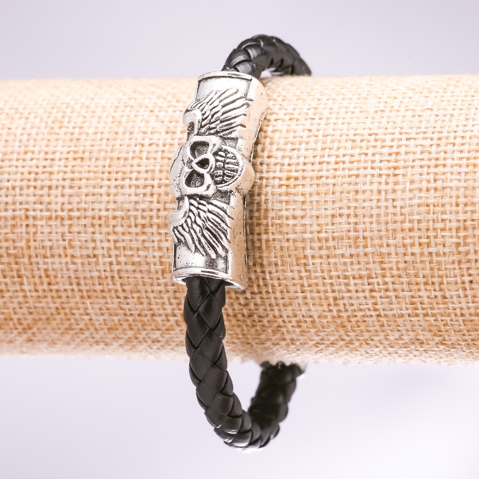 Гривна Череп от еко кожа, плетена, черна, дължина 20 см