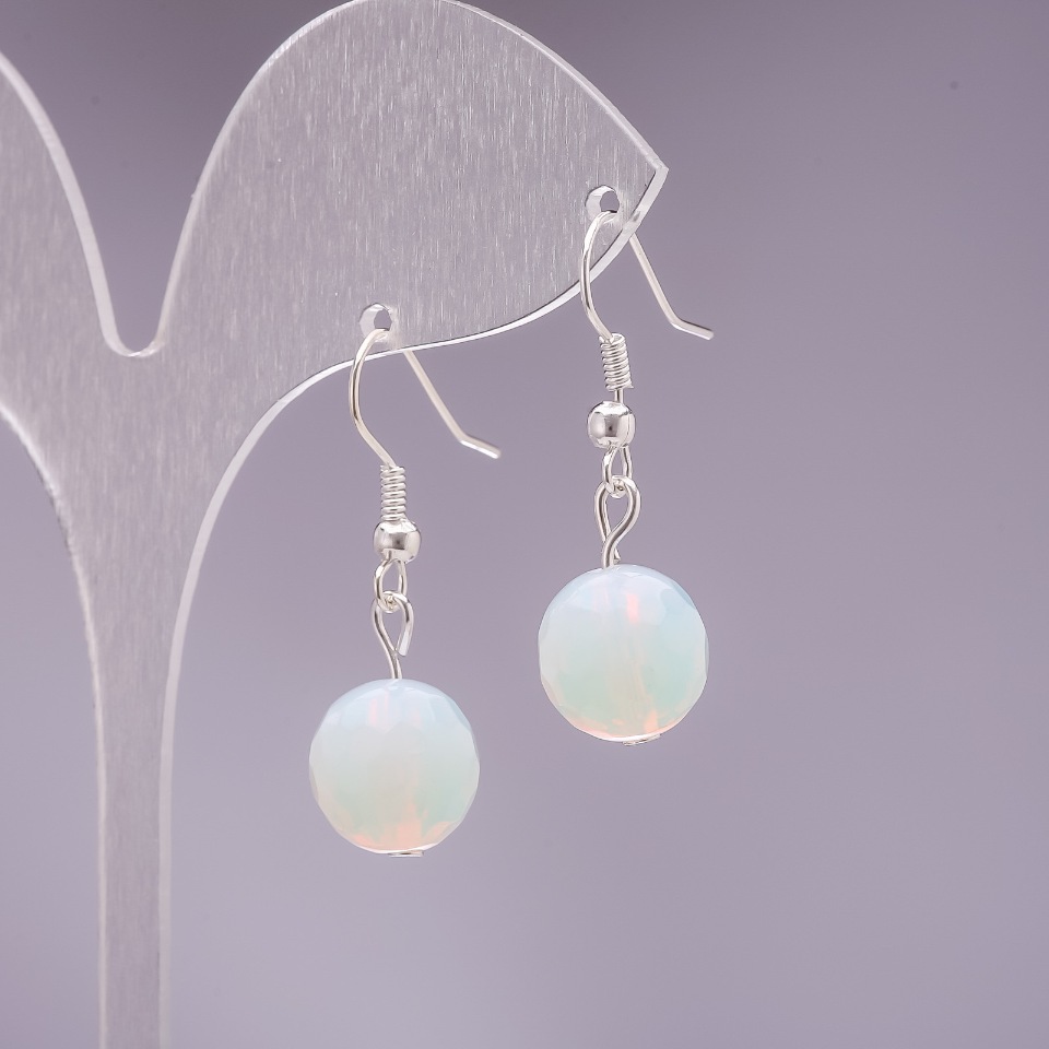 Обеци с лунен камък, гранована топка, диаметър 10 мм, закопчаване с халка