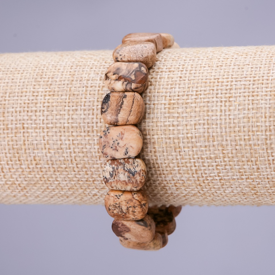 Гривна от пейзажна яшма 10х14(±)мм на еластична лента