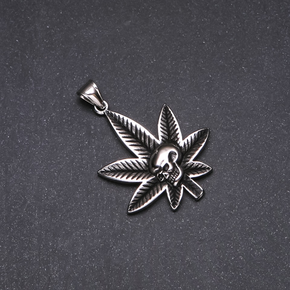 Мъжка висулка Череп 46×38 мм