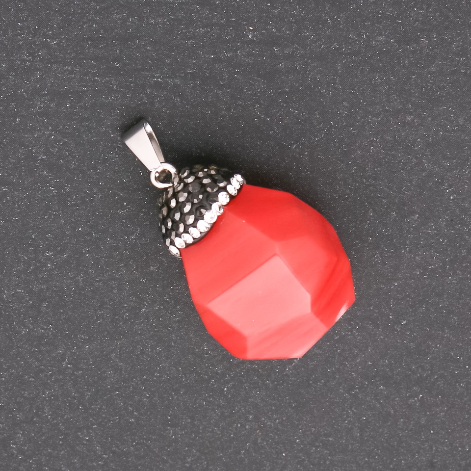 Висулка «Жълъд» от халцедон 32×20(±)мм