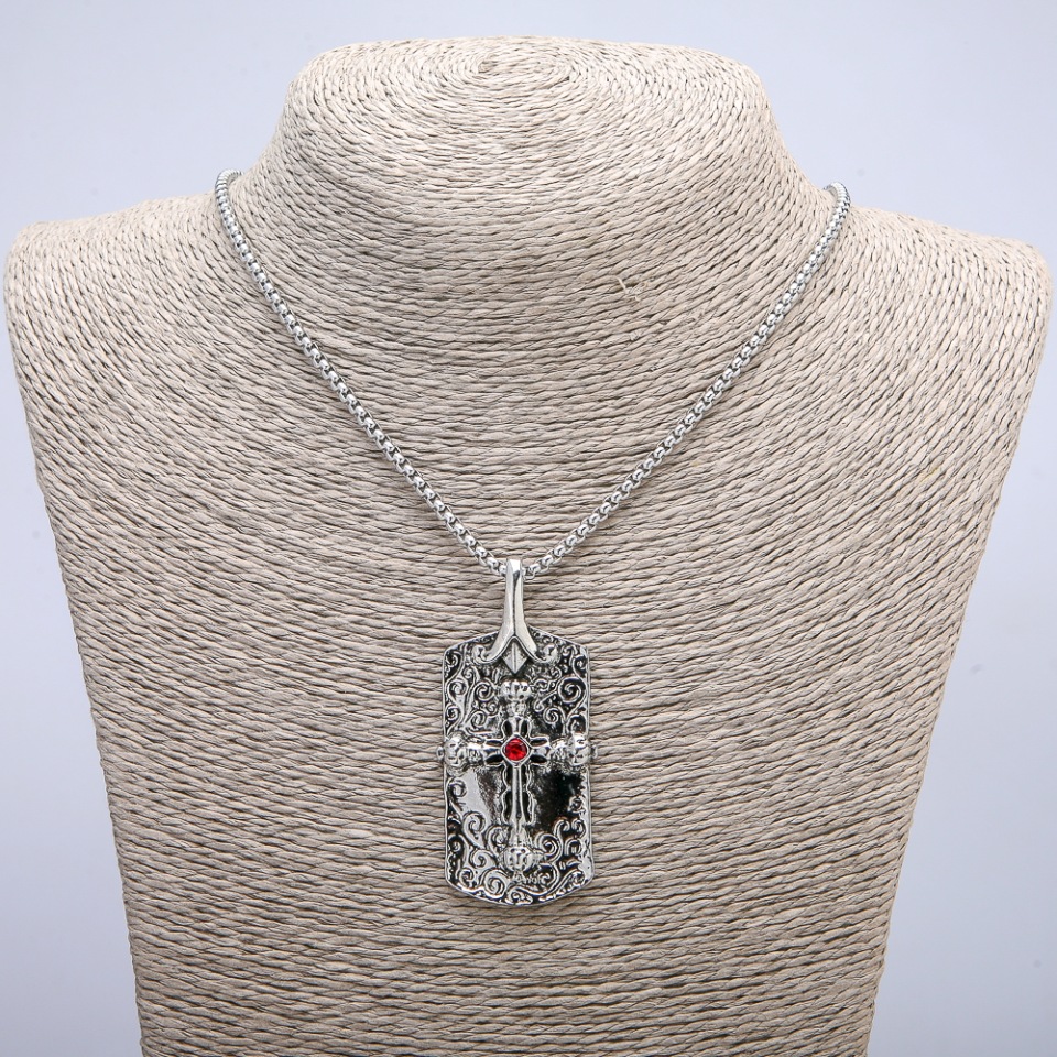 Кулон «Кръст» 62×28 мм на ланцюг, дължина 70 см ± сребрист метал