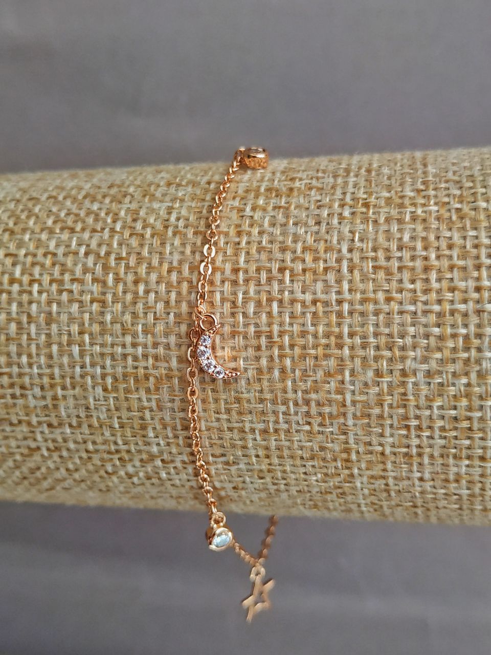 Браслет Xuping позлатен 18К със бели кристали, дължина 17–19 см, дебелина 1,2 мм +