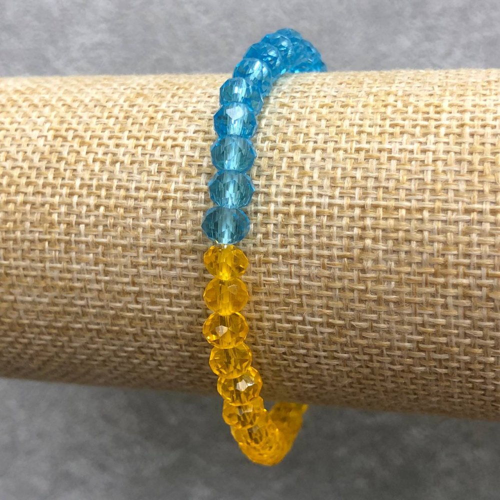 Гривна на ластик от чешки кристал „Украйна“, гранован рондел, диаметър 6×4 мм, дължина 18 см