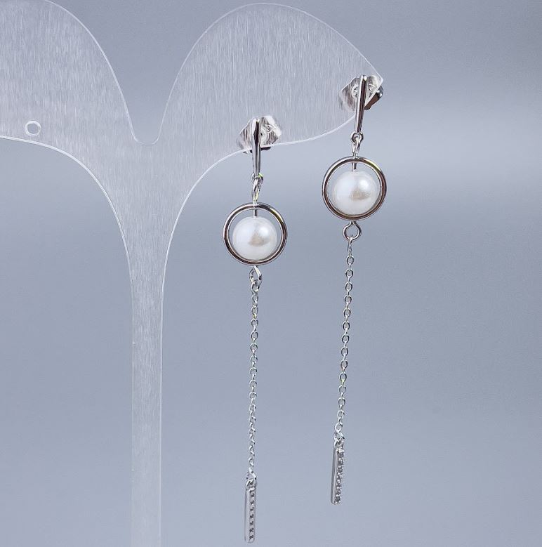 Обици-пусети Xuping с майорска мъниста Майорка, диаметър 8 мм, дължина 7,5 см, родиево покритие