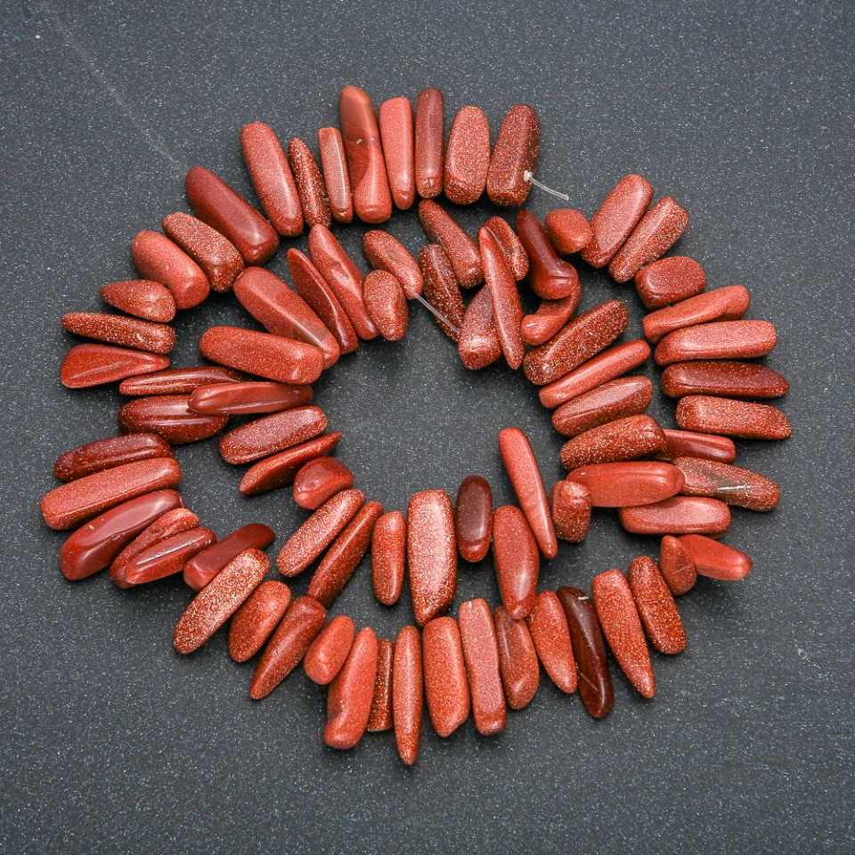 Нишка от естествен камък авантюрин «Златен пясък», частичка във форма на игла, диаметър 20×6 мм, дължина 40 см +