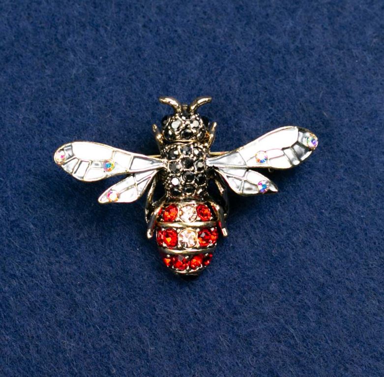Брошка „Пчеличка“ със червени и черни кристали, емал сив цвят, сребрист метал 42×32 мм