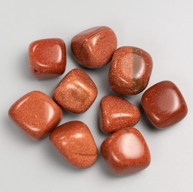 Естествен камък авантюрин „Златен пясък“ галтовка 20×13 мм – 25×21 мм (±) опаковка 100 г